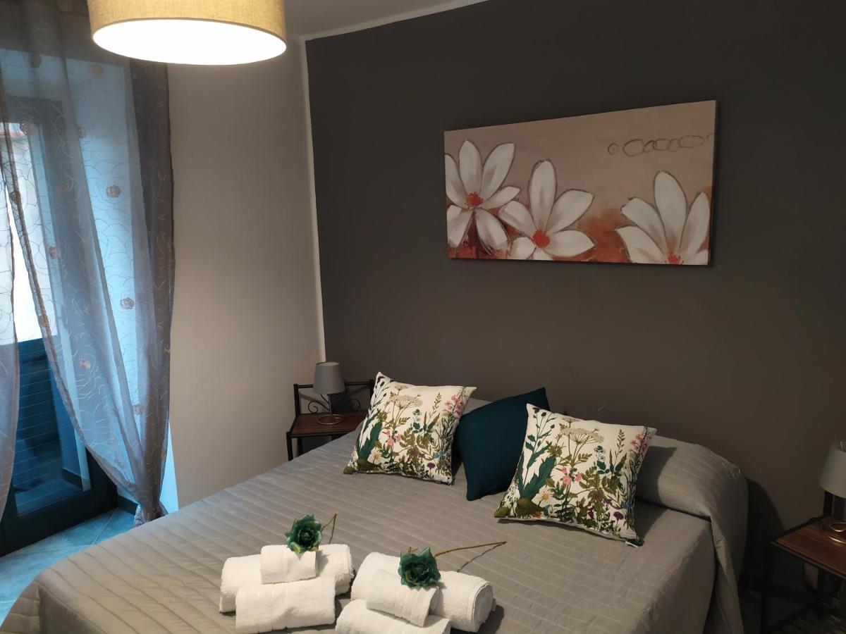 Casa Vacanze Fede سانتو ستيفانو دي كاماسترا المظهر الخارجي الصورة